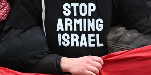 Sebuah laporan mengatakan Inggris ‘secara aktif terlibat’ dalam genosida Israel di Gaza