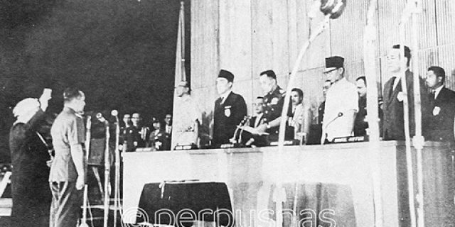 Untuk Menyelamatkan Negara, TNI Harus Segera Bersikap!