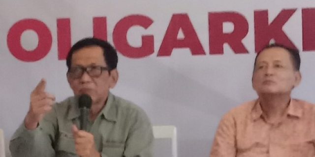 Sutoyo Abadi: Rezim Telah Sampai Pada Kepanikan Dan Kesulitannya