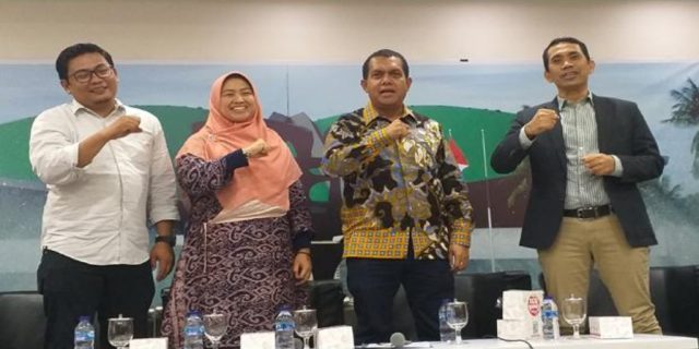 DPR minta kaji ulang Omnibus Law dan pindah ibukota baru