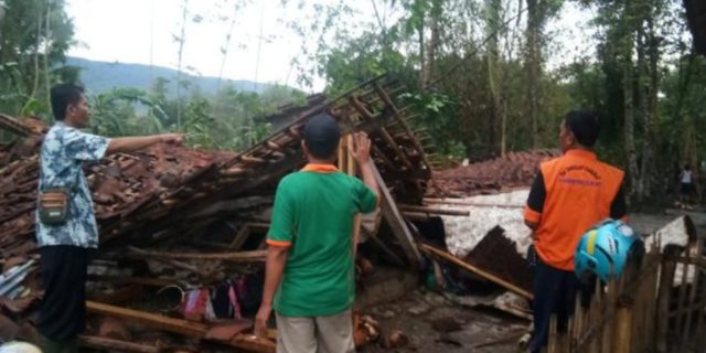 Setelah Heboh Soal SD Yang Hina Nabi Muhammad, Kini Banjir Bandang Rendam Ribuan Rumah Di Solok Sumatera Barat