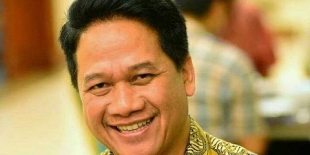 Profesor Suteki : Telah Kehilangan Legitimasi, Mungkinkah UU Omnibus Law Cipta Kerja Segera Dicabut?