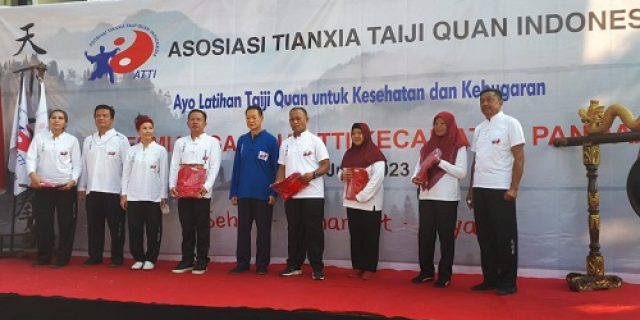 Grand Opening Asosiasi Tianxia Taijiquan Indonesia, Sambil Belajar Senam Kesehatan Taichi Grand Opening Asosiasi Tianxia Taijiquan Indonesia, Sambil Belajar Senam Kesehatan Taichi