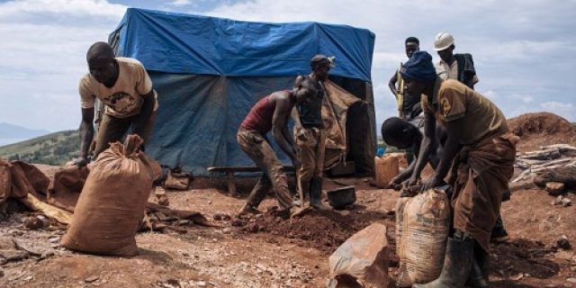 Mengapa DRC (Congo) mengajukan tuntutan pidana terhadap Apple atas ‘mineral konflik’? Mengapa DRC (Congo) mengajukan tuntutan pidana terhadap Apple atas ‘mineral konflik’?