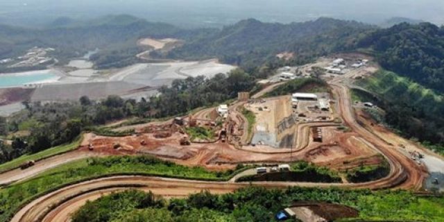 Izin Tambang Emas Tumpang Pitu Banyuwangi: Membongkar Cacat Yuridis di Balik Surat Keputusan Menteri Izin Tambang Emas Tumpang Pitu Banyuwangi: Membongkar Cacat Yuridis di Balik Surat Keputusan Menteri