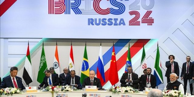 Kelompok ekonomi BRICS mengadakan pembicaraan yang diperluas pada hari ke-2 pertemuan puncak di Rusia