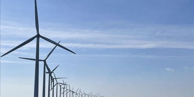 Tenaga angin lepas pantai global mencapai 83 GW, memasok listrik ke 73 juta rumah