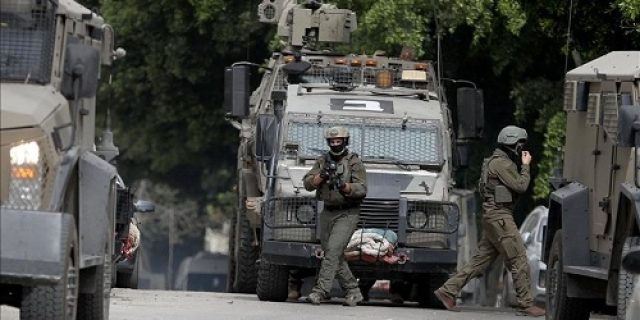 Israel kerahkan 6 brigade lagi ke Tepi Barat menjelang hari raya Paskah Israel kerahkan 6 brigade lagi ke Tepi Barat menjelang hari raya Paskah