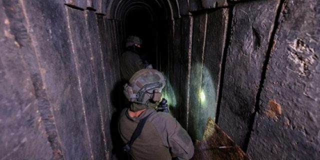 Rangkuman Hari ke-76 Israel-Hamas: IDF Tarik Pasukan Hingga Pasukan Liar Houthi Bisa Ratakan Israel Rangkuman Hari ke-76 Israel-Hamas: IDF Tarik Pasukan Hingga Pasukan Liar Houthi Bisa Ratakan Israel