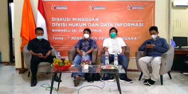 Bawaslu Ngawi gelar diskusi mingguan bahas Rekrutmen Penyelenggara Pemilu