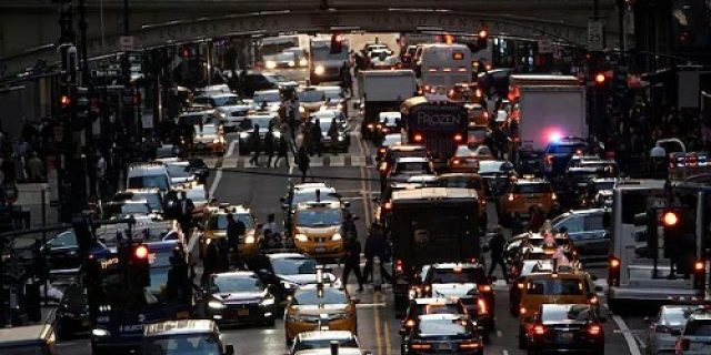 New York akan mendenda perusahaan bahan bakar fosil sebesar $75 miliar berdasarkan undang-undang iklim baru