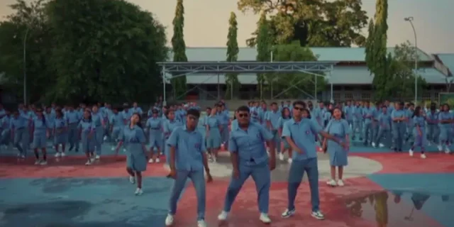 Menurut Studi Harvard: Masyarakat Indonesia nomor 1 dalam tingkat “kebahagiaan, kesehatan, dan makna hidup, serta kemampuan untuk berfungsi dengan baik” Menurut Studi Harvard: Masyarakat Indonesia nomor 1 dalam tingkat “kebahagiaan, kesehatan, dan makna hidup, serta kemampuan untuk berfungsi dengan baik”