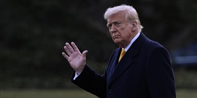 Reaksi terhadap tarif Trump: Tarif tersebut akan meningkatkan inflasi, berisiko menyebabkan resesi bagi AS Reaksi terhadap tarif Trump: Tarif tersebut akan meningkatkan inflasi, berisiko menyebabkan resesi bagi AS