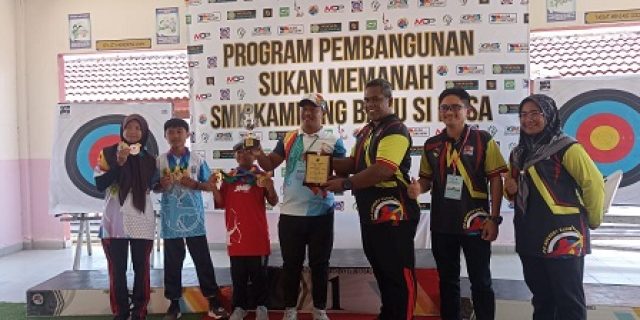 Atlet Panahan Kota Tebingtinggi Bawa Indonesia Juara Umum Kejuaraan Panahan Siswa Dibawah 17 Tahun di Malaysia
