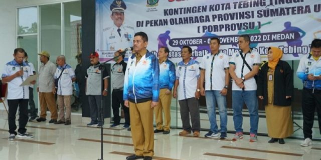 Pj Walikota Lepas Atet Kontingen Kota Tebingtinggi Pada Porprovsu XI 2022