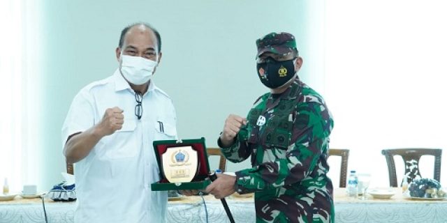 Walikota Tebingtinggi Terima Kunjungan Kerja Danrem 022/PT Walikota Tebingtinggi Terima Kunjungan Kerja Danrem 022/PT