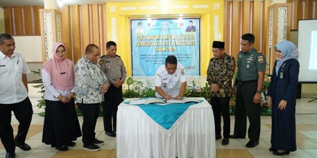 Pj Walikota Tebingtinggi Canangkan Kampung Keluarga Berkualitas