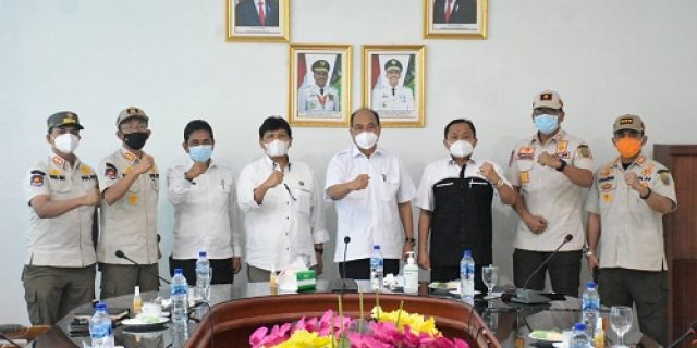 Walikota Tebingtinggi pimpin rapat tim monitoring bersama LO Satgas Covid-19 : Evaluasi pemberlakuan PPKM