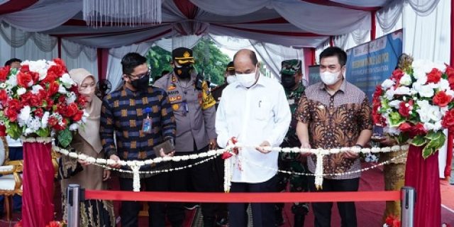 Wagub Sumut Dan Walikota Tebingtinggi Resmikan Mobile Lab PCR PT Sri Pamela Medical Tebingtinggi Wagub Sumut Dan Walikota Tebingtinggi Resmikan Mobile Lab PCR PT Sri Pamela Medical Tebingtinggi