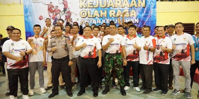 Pj Walikota Tutup Pekan Olahraga Kelurahan se-Kota Tebingtinggi: Kelurahan Rantau Laban Raih Juara Umum Pj Walikota Tutup Pekan Olahraga Kelurahan se-Kota Tebingtinggi: Kelurahan Rantau Laban Raih Juara Umum