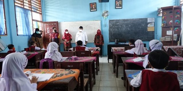 Satgas Covid-19 Provsu Tinjau Pembelajaran Tatap Muka Terbatas di Kota Tebingtinggi