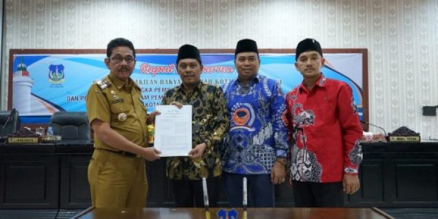 Seluruh Fraksi DPRD Kota Tebingtinggi Setujui Ranperda APBD Kota Tebingtinggi Tahun 2023