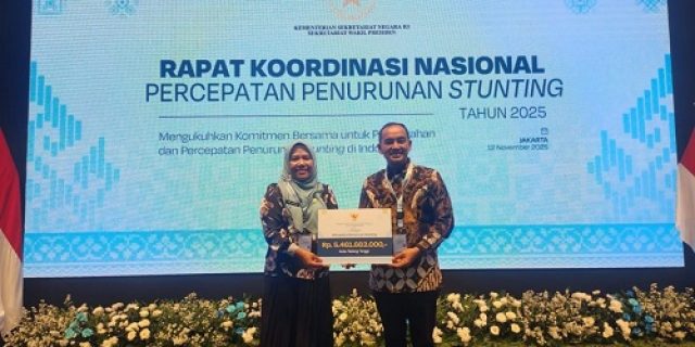 H. Iman Irdian Saragih, satu satunya Walikota se-Provinsi Sumatera Utara penerima Penghargaan Insentif Fiskal dari Kementerian Keuangan