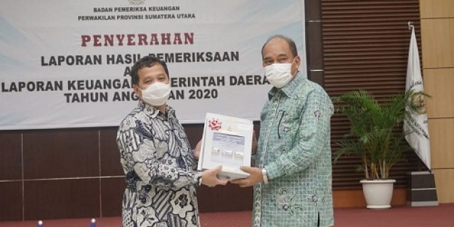 BPK Sumut Serahkan LHK Keuangan, Pemko Tebingtinggi Raih Predikat WTP