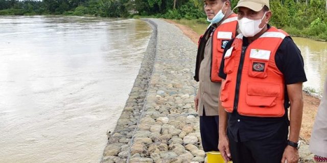 Akibat Banjir Kiriman 6.663 Rumah Warga Di Kota Tebingtinggi Terendam Akibat Banjir Kiriman 6.663 Rumah Warga Di Kota Tebingtinggi Terendam