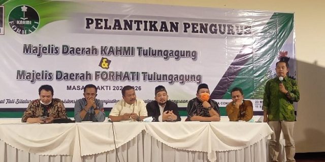 8 Calon Presidium KAHMI Jatim Hadiri Pelantikan MD KAHMI Tulungagung 8 Calon Presidium KAHMI Jatim Hadiri Pelantikan MD KAHMI Tulungagung