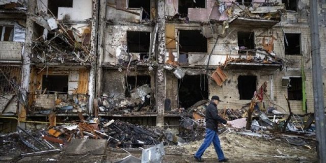 Memandang Konflik Ukraina dan Rusia