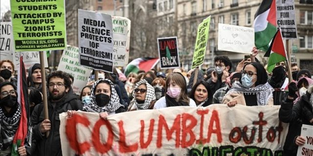 Laporan: Mahasiswa Palestina yang ditangkap di AS terancam dideportasi ke Tepi Barat Laporan: Mahasiswa Palestina yang ditangkap di AS terancam dideportasi ke Tepi Barat