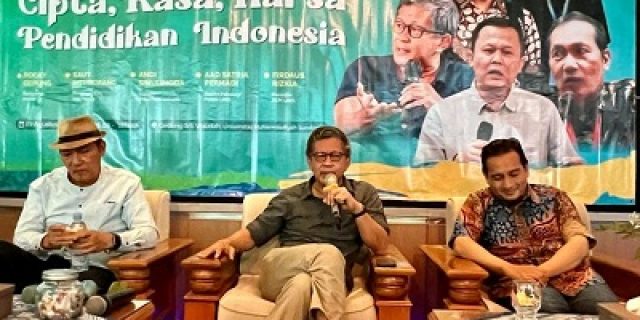 Kolaborasi Sekber KIB Dengan Universitas Muhammadiyah Surakarta Menggelar Mimbar Mahasiswa: Perjuangan dan Perubahan Kolaborasi Sekber KIB Dengan Universitas Muhammadiyah Surakarta Menggelar Mimbar Mahasiswa: Perjuangan dan Perubahan