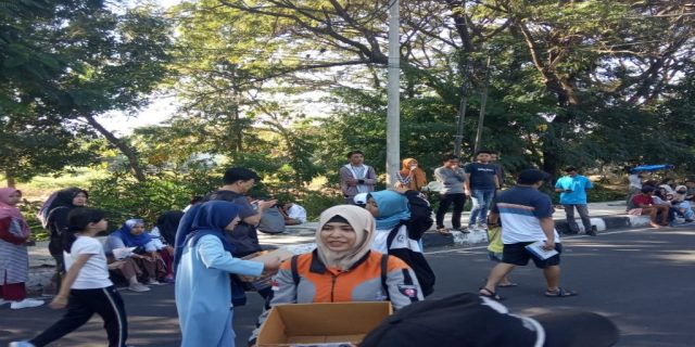 Prihatin Terhadap Baiq Nuril, HMI Cabang Mataram Gelar Aksi Pengumpulan Koin