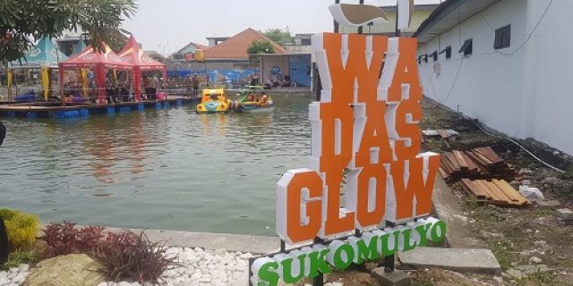 Sinergikan BKK Desa Berdaya dan CSR, Pemdes Sukomulyo Kembangkan KED Wadas Glow