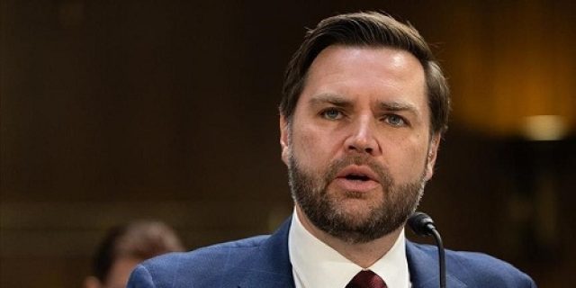 Wakil presiden AS mendesak Greenland untuk memutuskan hubungan dengan Denmark, dengan alasan masalah keamanan Wakil presiden AS mendesak Greenland untuk memutuskan hubungan dengan Denmark, dengan alasan masalah keamanan