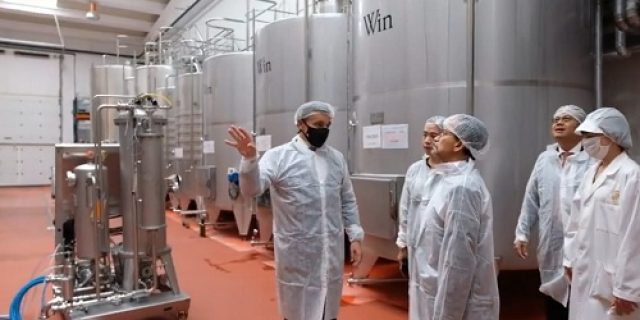 Mencoba Wine Halal di Valladolid, Spanyol Mencoba Wine Halal di Valladolid, Spanyol
