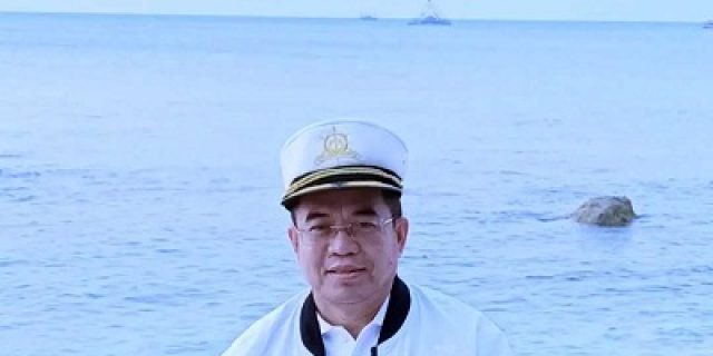 Yudi Latif: Selamatkan Kapal