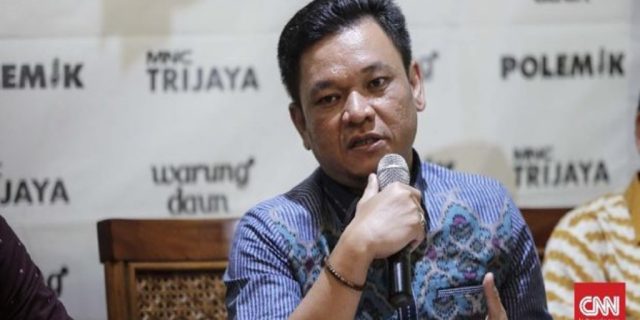 TKN Akui Elektabilitas Jokowi Menurun, Kubu Prabowo Sangat Agresif