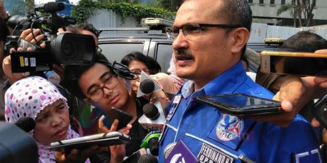 BPN Prihatin Pemecatan 6 Guru Honorer Karena Pose 2 Jari