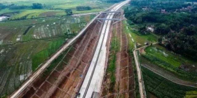 Tol Semarang-Batang Sudah Dioperasikan, Ganti Rugi 50 KK Belum Beres