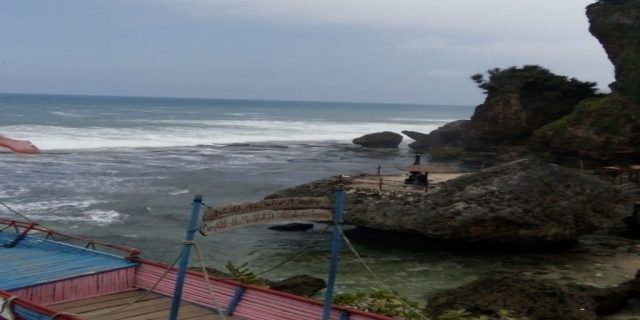 Mitos Pantai Ngobaran : Legenda Roro Kidul dan Prabu Brawijaya