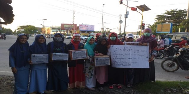 Peduli Korban Tsunami, BEM Surya Global Turun Galang Dana