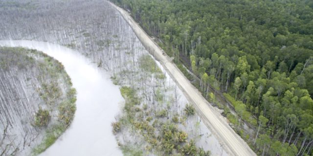 Beban Kerusakan Lingkungan Oleh Freeport Tidak Sebanding Dengan Divestasi