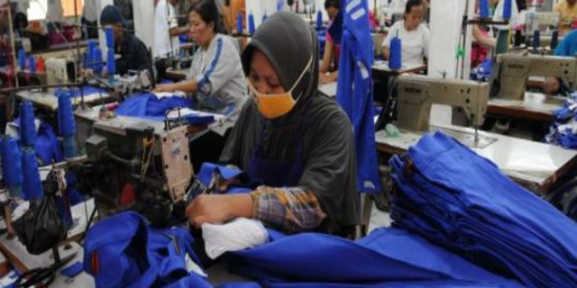 Bekerja di Perusahaan Kecil, Bisakah Kaya Raya?