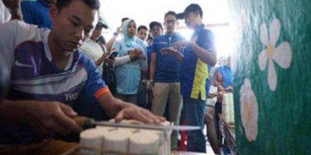 Sandi Kunjungi Pengusaha Tempe, Mereka Keluhkan Melambungnya Harga Kedelei Import