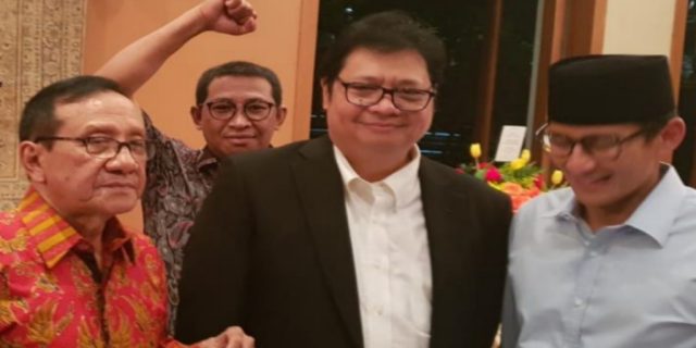 Hadiri Ulang Tahun Akbar Tandjung, Sandi:Milenial inginkan lapangan kerja, ibu-ibu pengin harga bahan pokok terjangkau