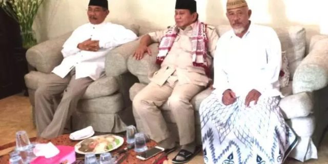 Pooling Via Facebook Kepala Ombudsman Sumut, Prabowo-Sandi Unggul 56,9%