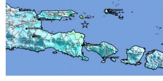 3 ORANG MENINGGAL DUNIA AKIBAT GEMPABUMI M6,4 YANG MENGGUNCANG JAWA TIMUR DAN BALI