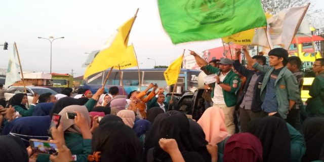 Mahasiswa, Anak Zaman Itu Sudah Mulai Bergerak